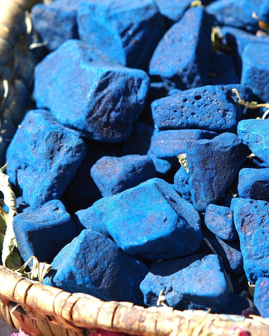 Nila Brightening Scrub