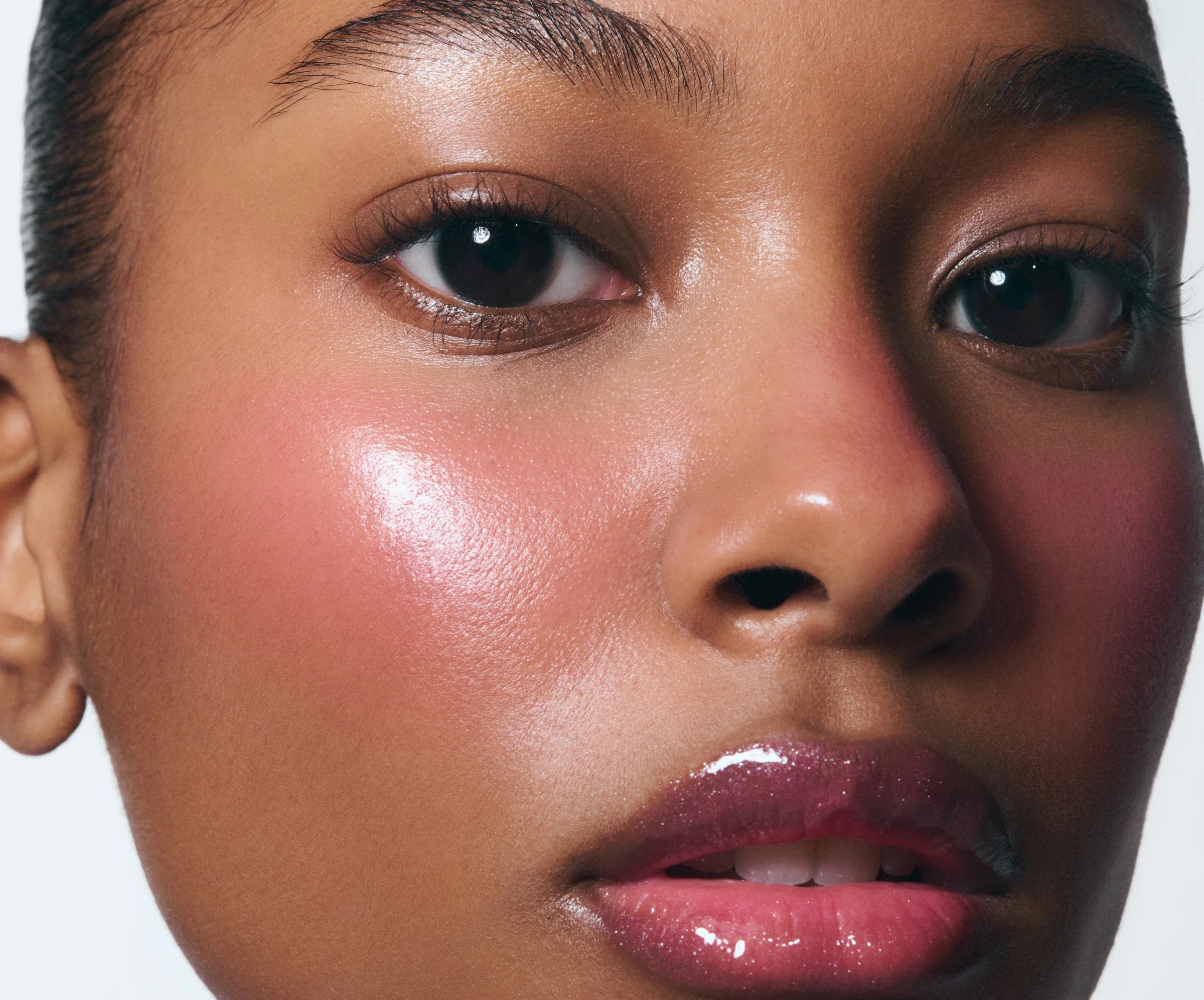 Rhode pocket blush